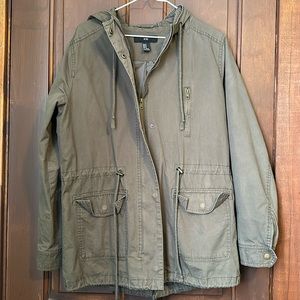 F21 ARMY GREEN UTILITY JACKET